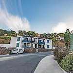Apartment Les Hauts De Collioure-1 By Interhome