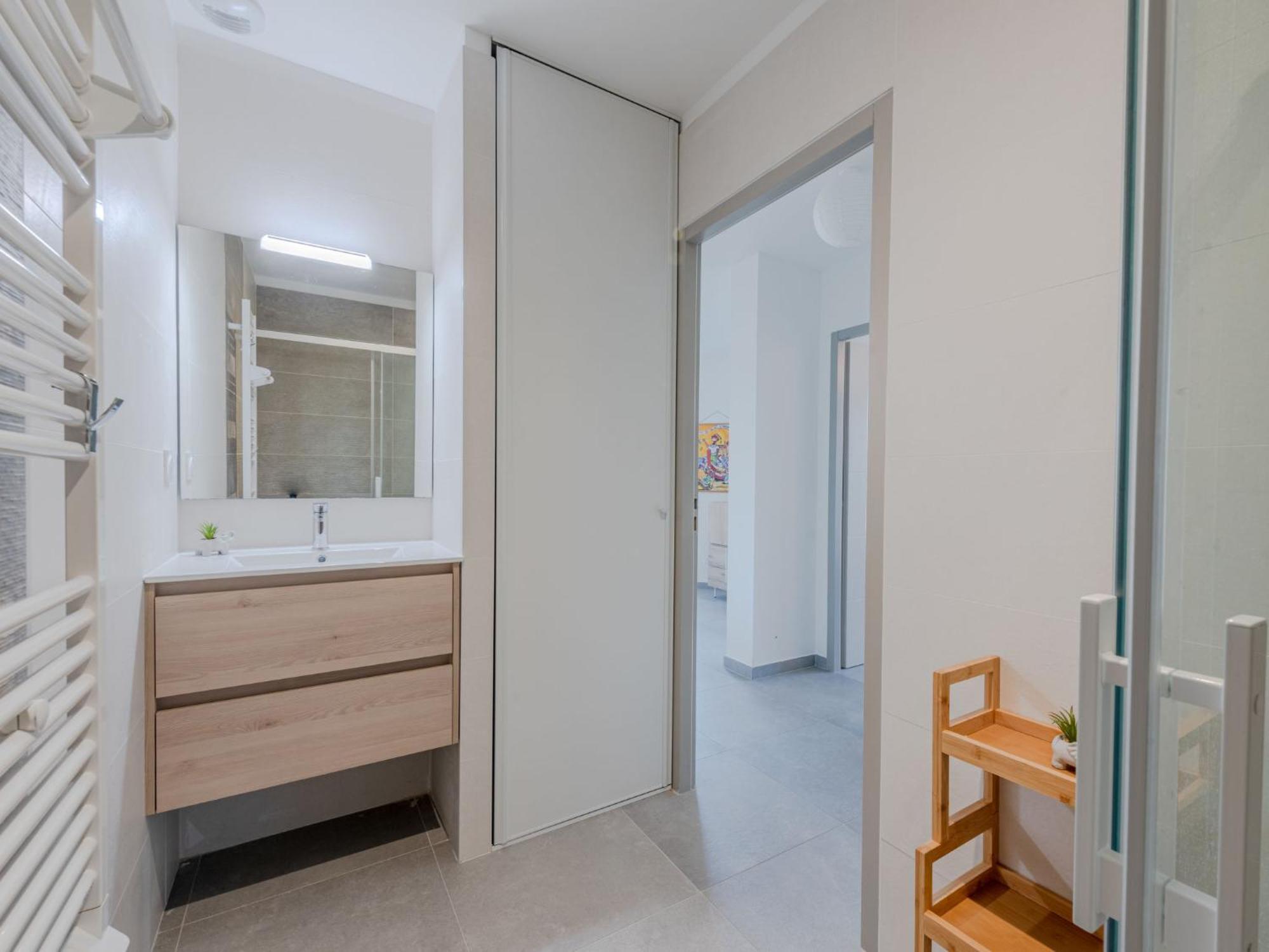 Apartment Les Hauts De Collioure-1 By Interhome